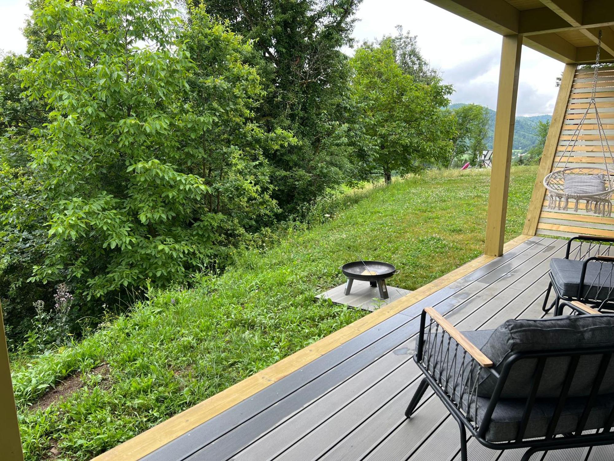 Holiday House Hona Lux Velike Lasce Room photo